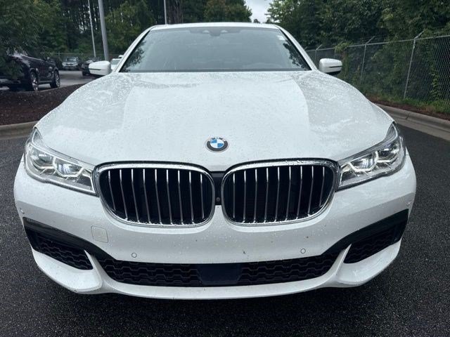 Used 2016 BMW 750i xDrive AWD/4WD image 10
