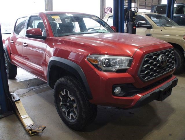 Used 2020 Toyota Tacoma TRD Off-Road AWD/4WD image 2