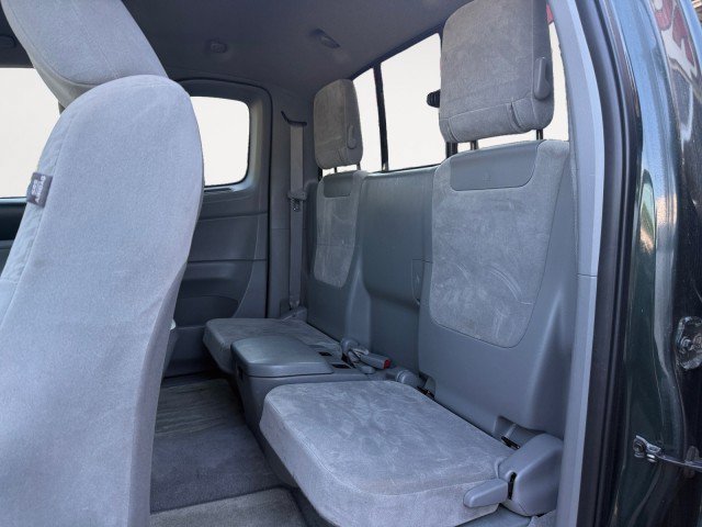 Used 2010 Toyota Tacoma 4x4 Access Cab image 12