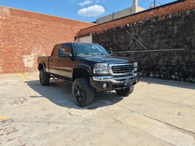 Used 2007 GMC Sierra 2500 SLT w/ Onstar Plus Package AWD/4WD image 1