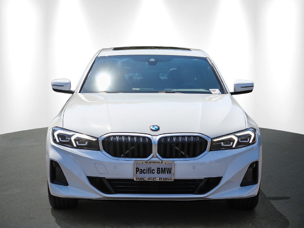 Certified 2023 BMW 330i Sedan w/ Driving Assistance Package RWD image 2