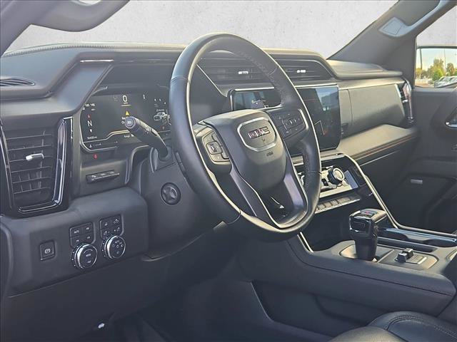 Used 2023 GMC Sierra 1500 AT4 w/ AT4 Premium Package AWD/4WD image 10