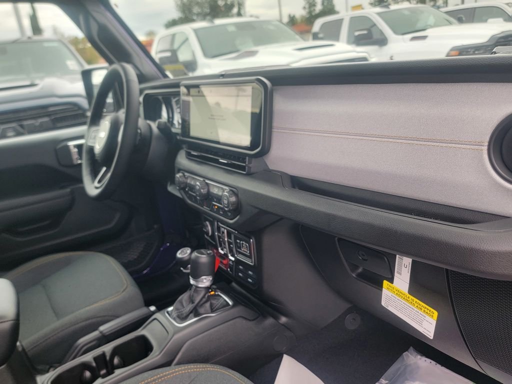 New 2026 Jeep Gladiator Sport AWD/4WD image 13