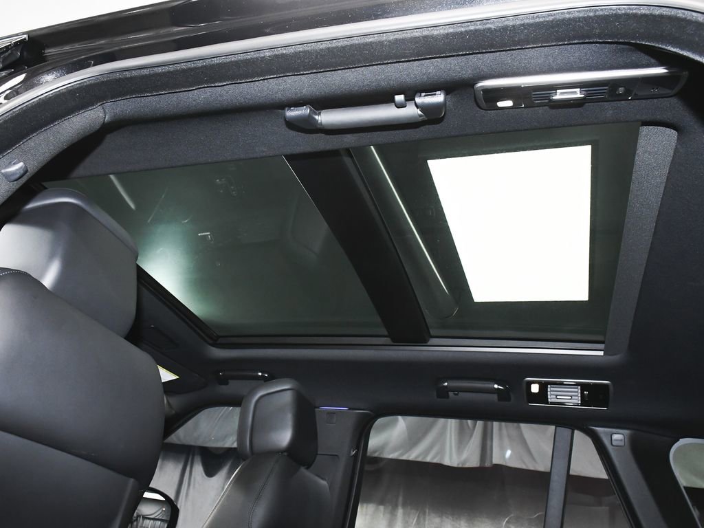 Used 2022 Land Rover Range Rover Westminster Edition image 52