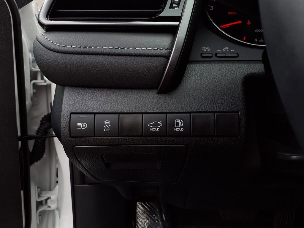 Certified 2024 Toyota Camry XSE w/ Blackout Package (TMS) image 15