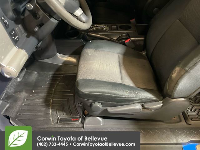 Used 2008 Toyota FJ Cruiser 4WD image 12