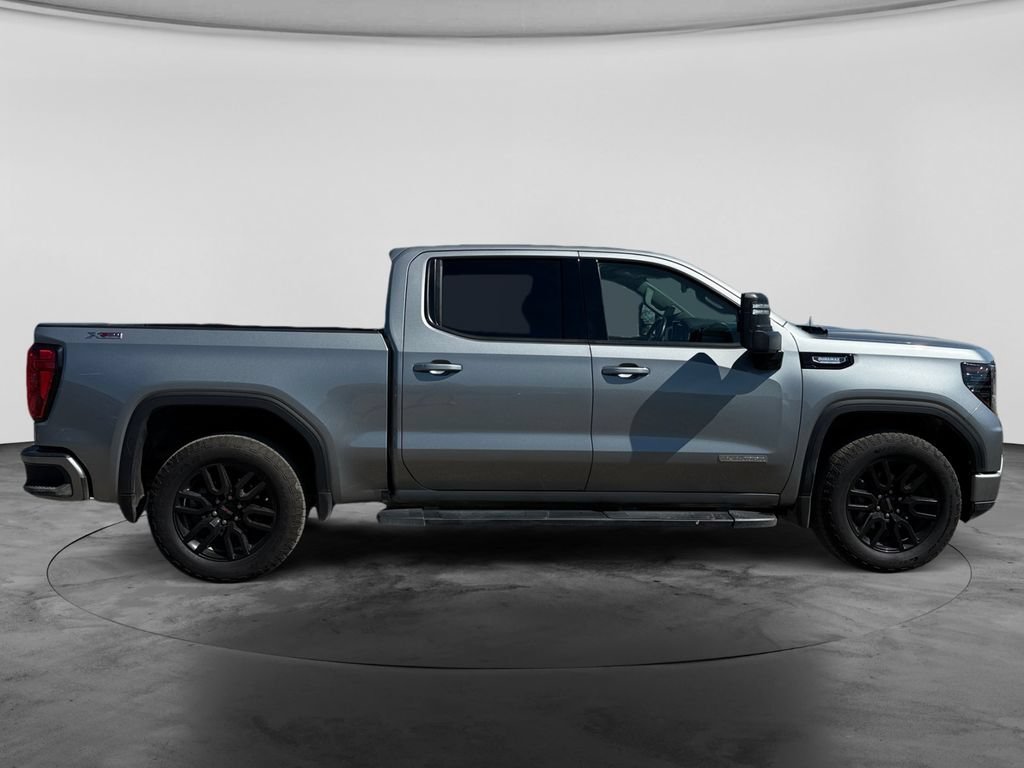 Used 2024 GMC Sierra 1500 Elevation w/ LPO, Elevation Black Package AWD/4WD image 11