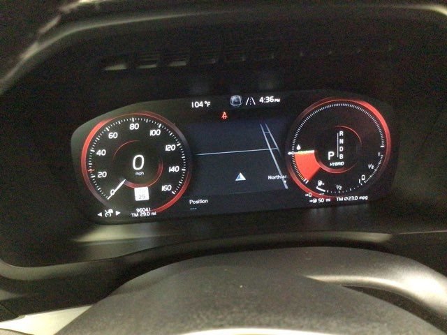 Used 2016 Volvo XC90 T8 Momentum w/ Vision Package AWD/4WD image 21