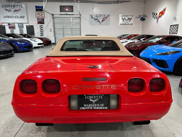 Used 1996 Chevrolet Corvette Convertible RWD image 8