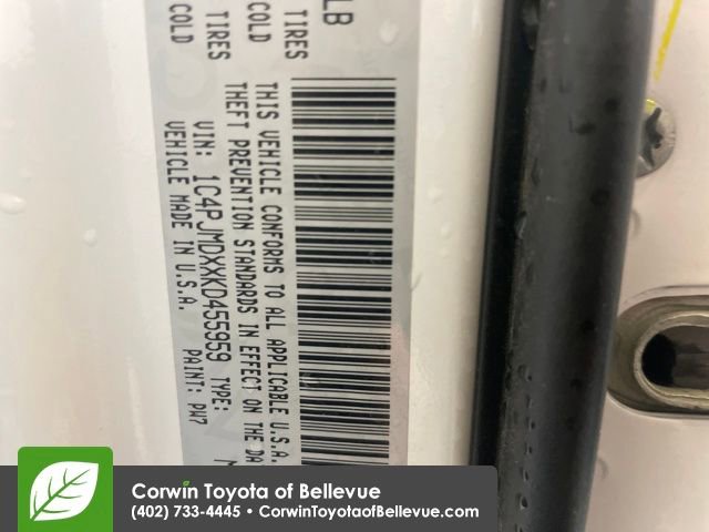 Used 2019 Jeep Cherokee Limited image 30