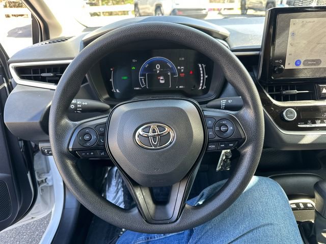 Used 2026 Toyota Corolla LE image 35