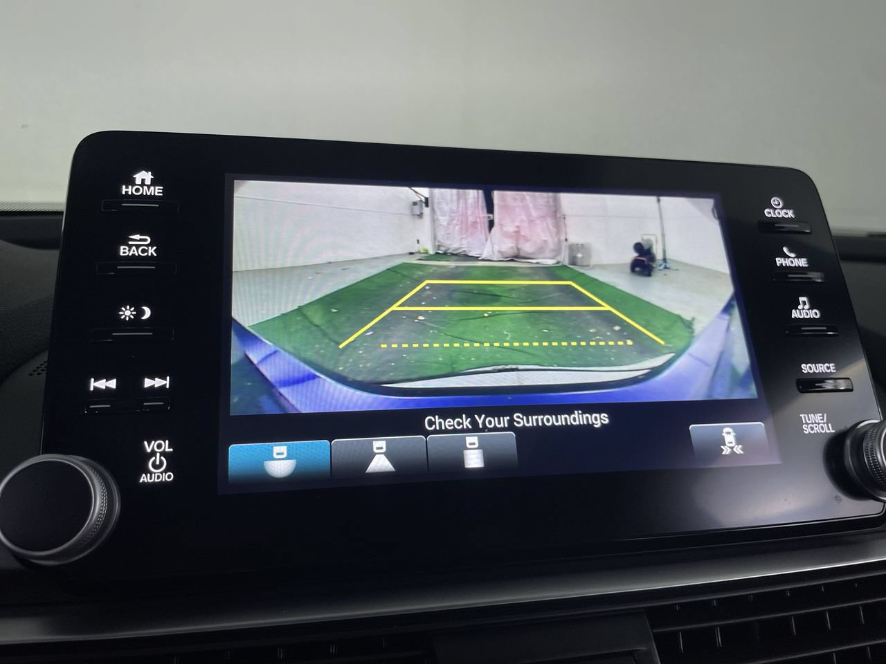 Used 2019 Honda Accord EX image 16