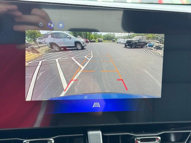 New 2027 Chevrolet Equinox RS w/ LPO, Floor Liner Package AWD/4WD image 31