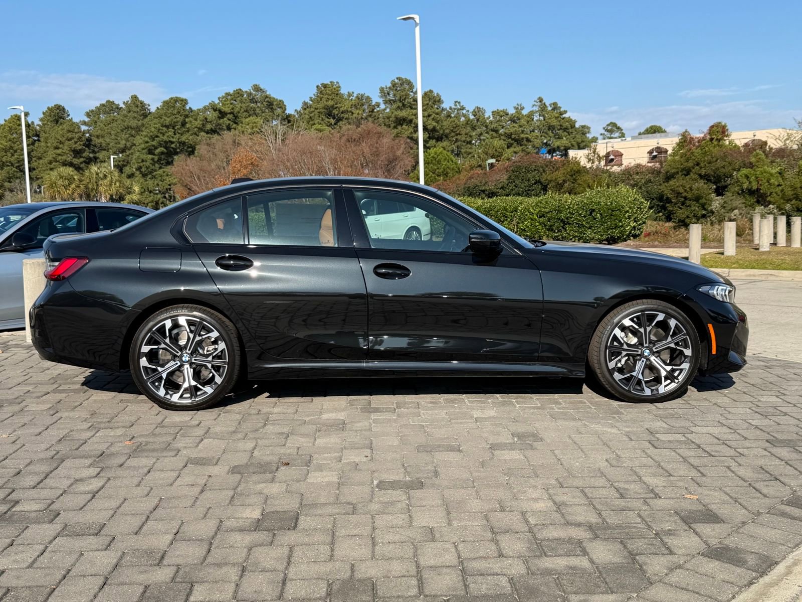 New 2026 BMW 330i Sedan w/ M Sport Package RWD image 8