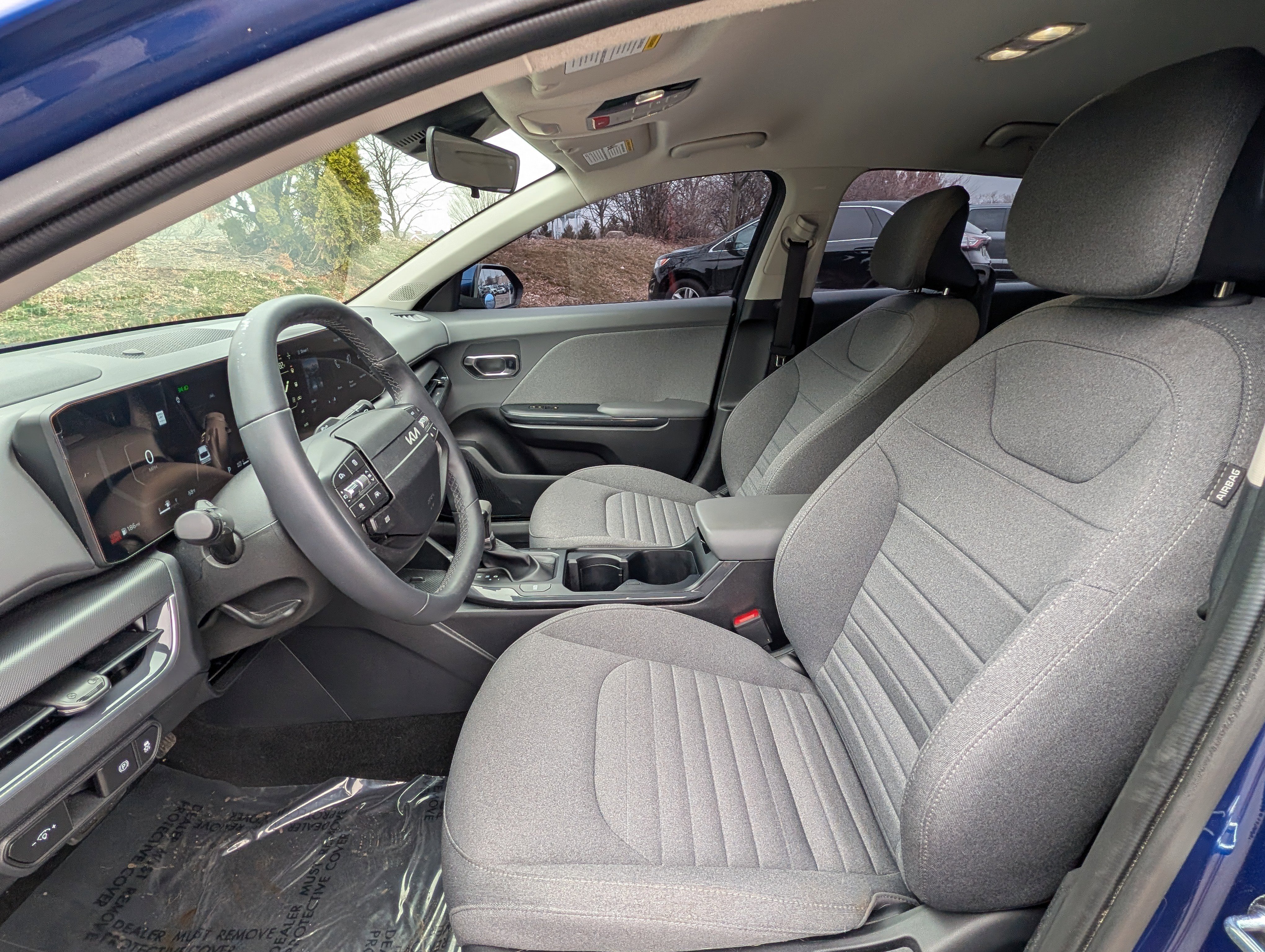 Used 2025 Kia K4 EX image 10