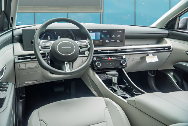 New 2026 Hyundai Tucson SEL Plus AWD/4WD image 11