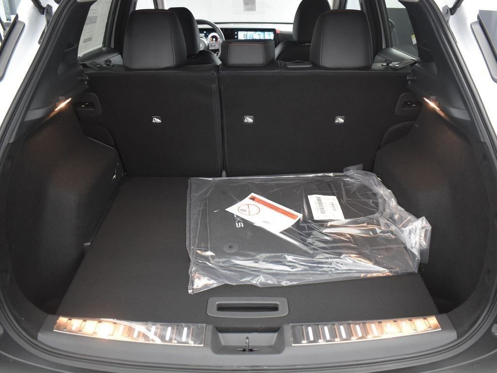 New 2026 Nissan Kicks SR w/ Illumination Package FWD image 34