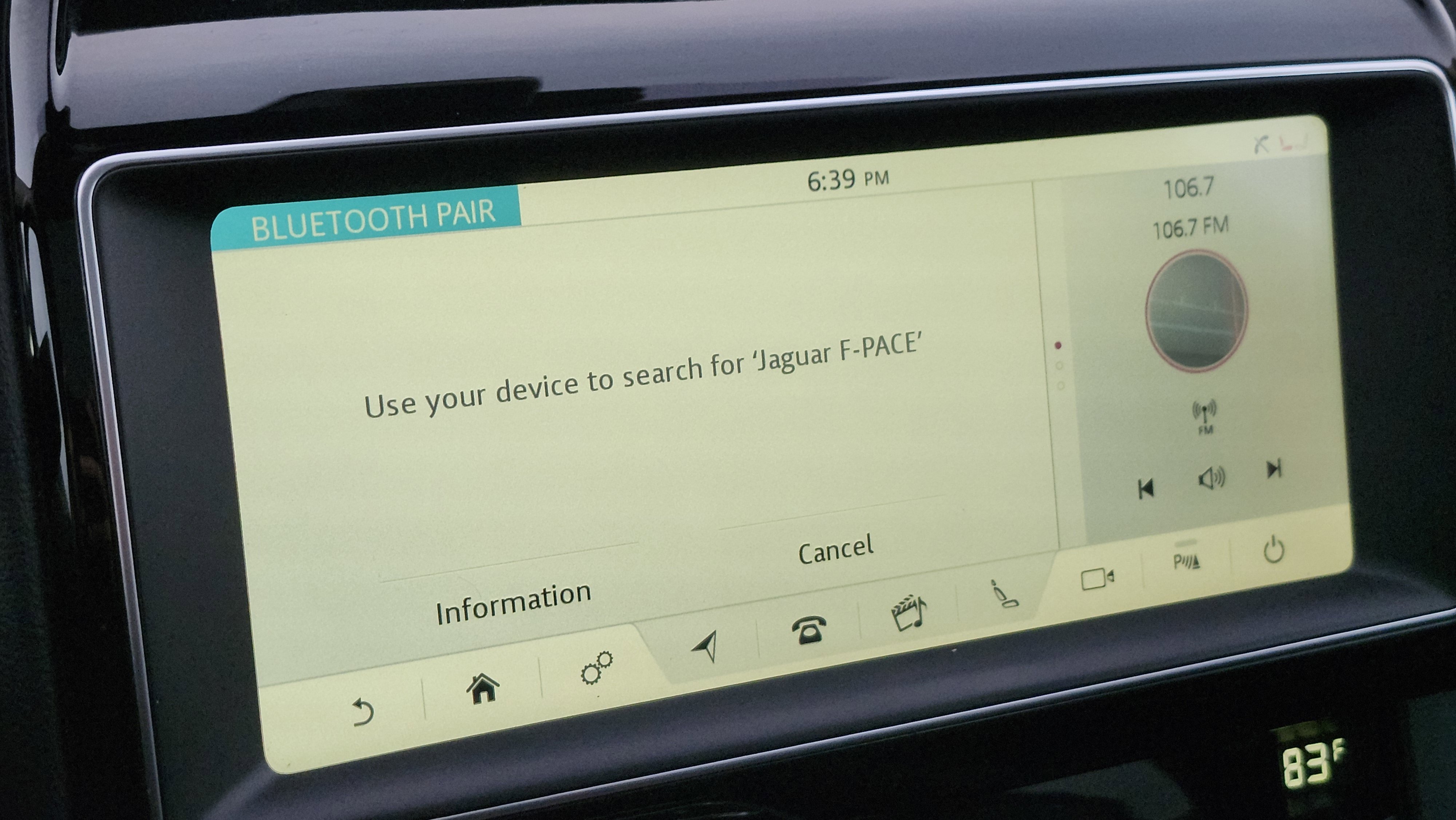 Used 2020 Jaguar F-PACE Premium image 30