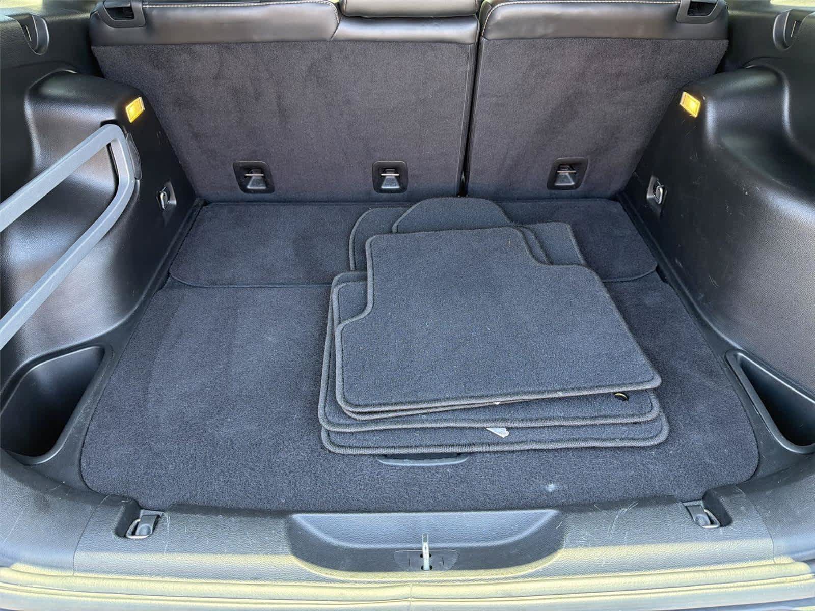 Used 2017 Jeep Cherokee Limited FWD image 21
