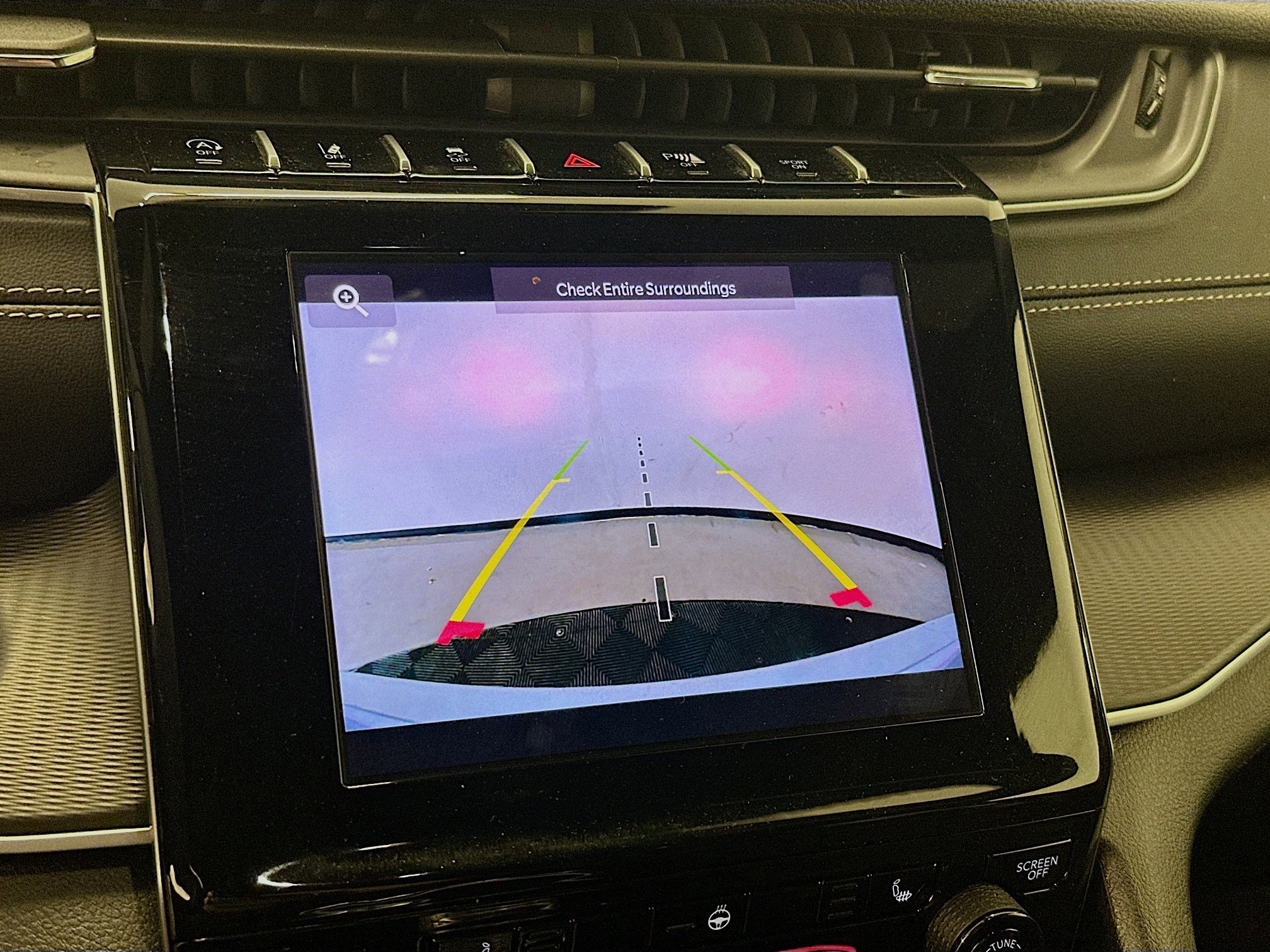 Used 2025 Jeep Grand Cherokee Altitude image 22