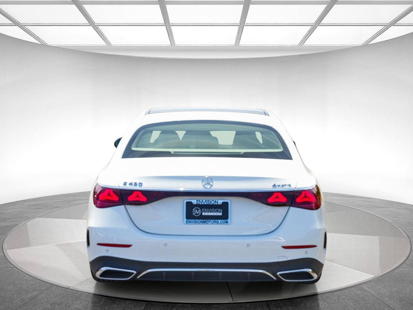 New 2026 Mercedes-Benz E 450 4MATIC Sedan image 3
