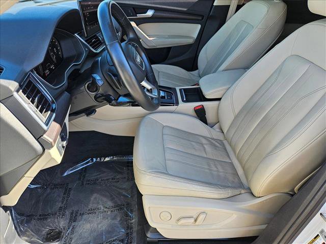 Used 2021 Audi Q5 e Premium w/ Convenience Package image 15