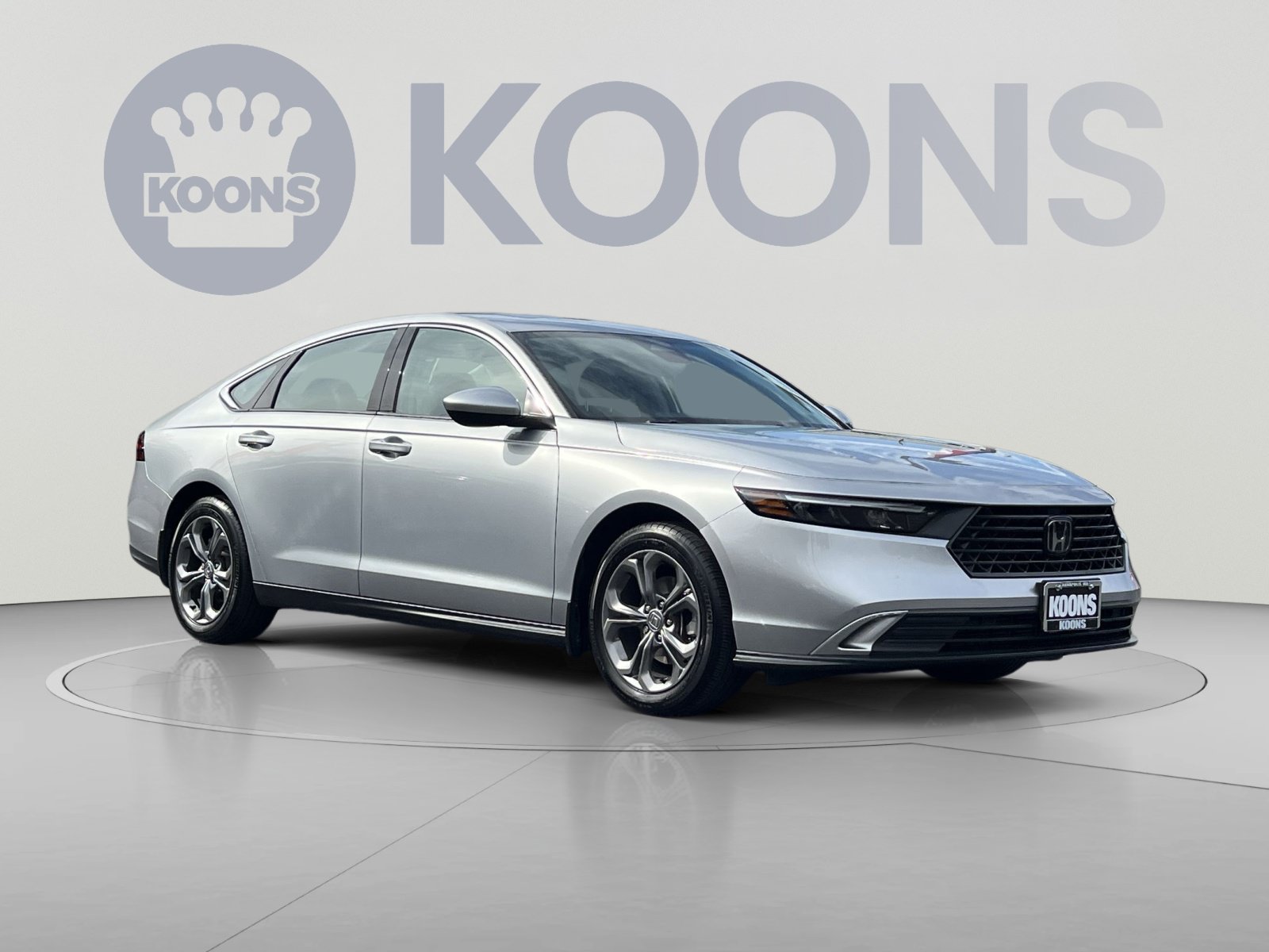 Used 2024 Honda Accord EX image 2