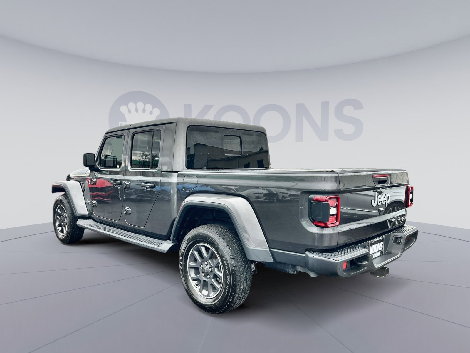 Used 2020 Jeep Gladiator Overland w/ Popular Equipment Package image 4