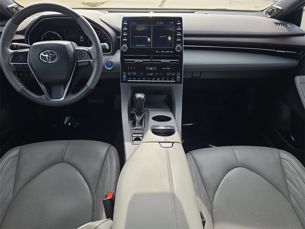 Used 2021 Toyota Avalon Limited image 14