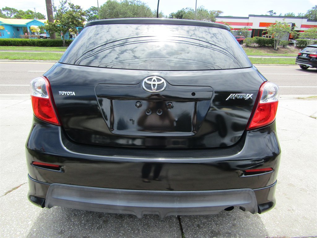 Used 2009 Toyota Matrix FWD image 3