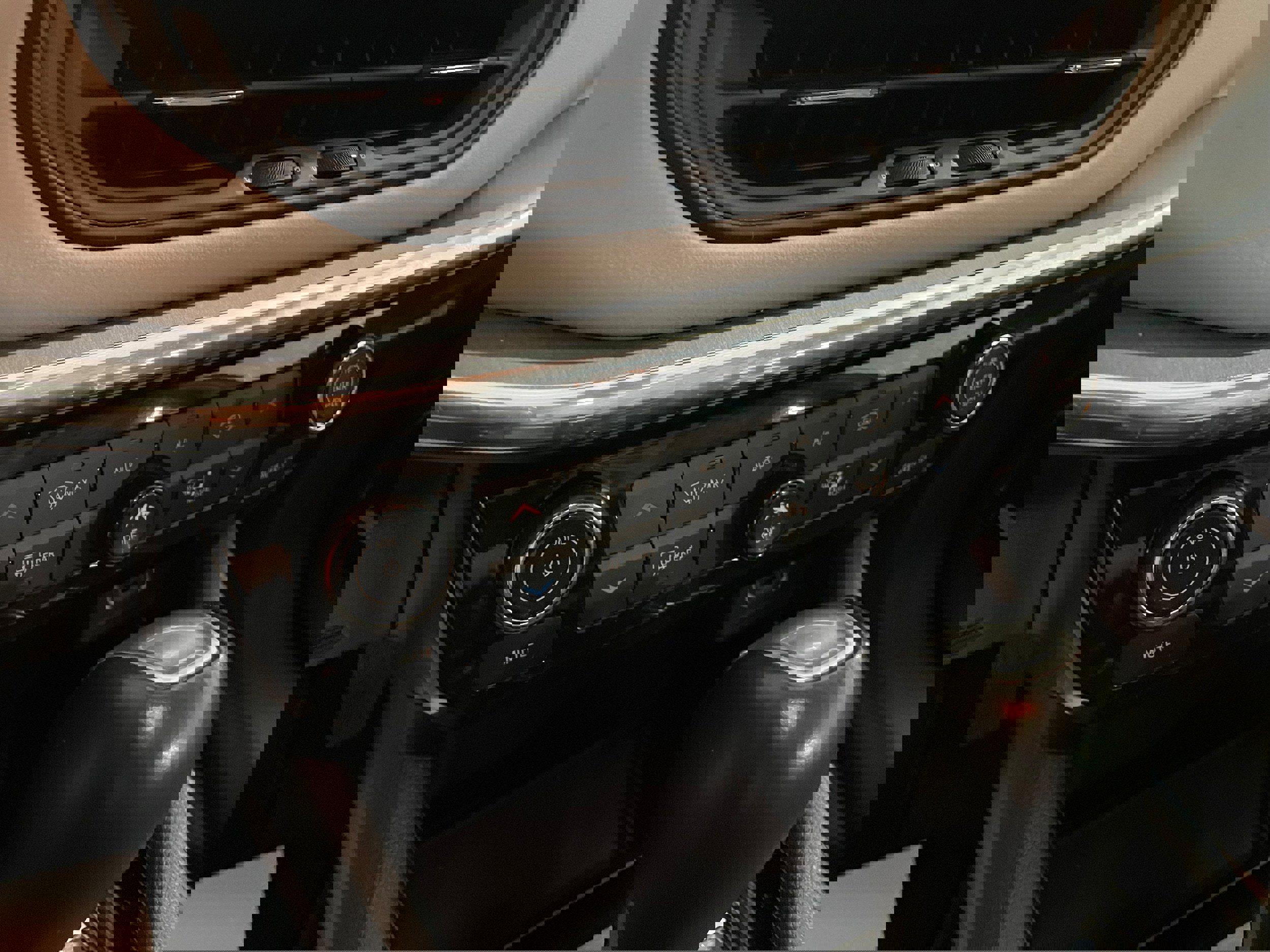 Used 2022 Jeep Compass Limited w/ Sun and Sound Group image 13