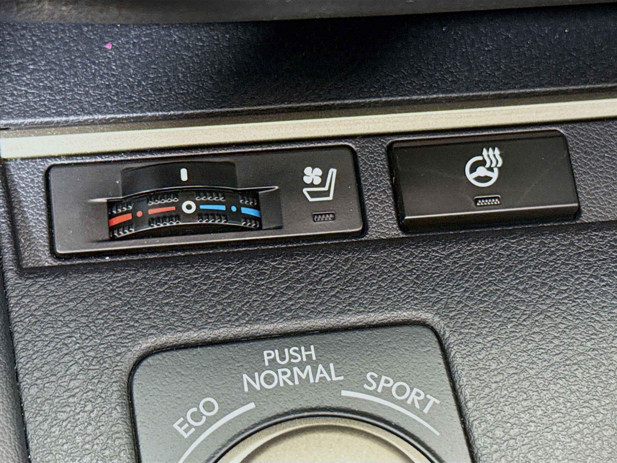 Used 2016 Lexus ES 350 w/ Premium Package w/Wood Trim image 21