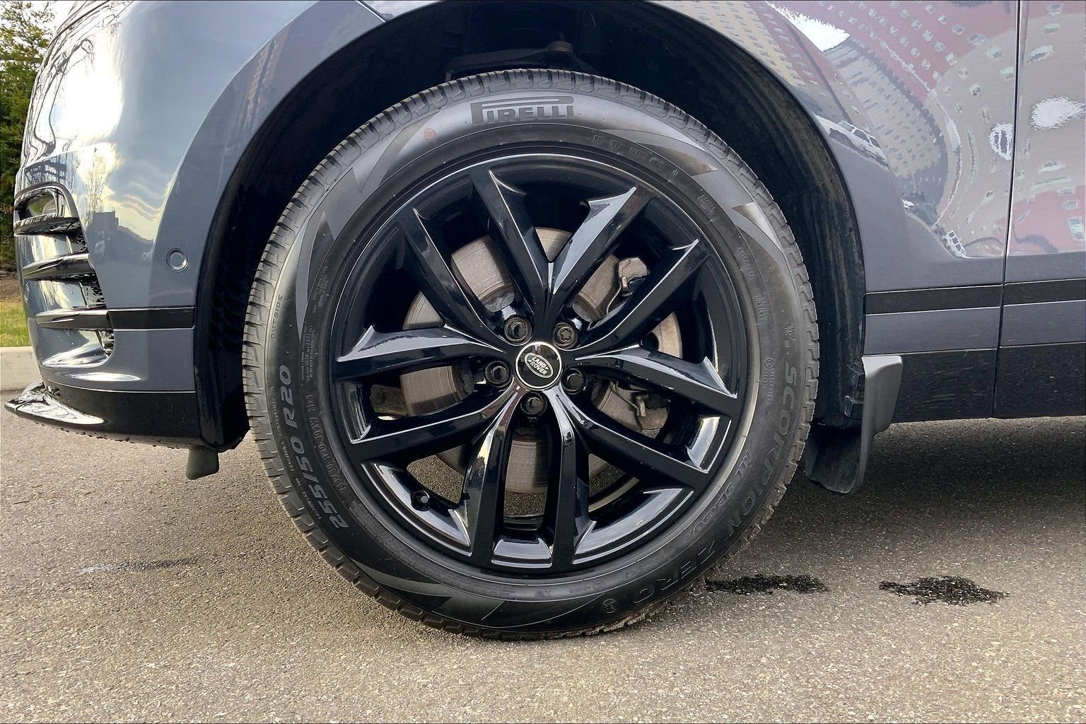 Used 2026 Land Rover Range Rover Velar Dynamic SE AWD/4WD image 10