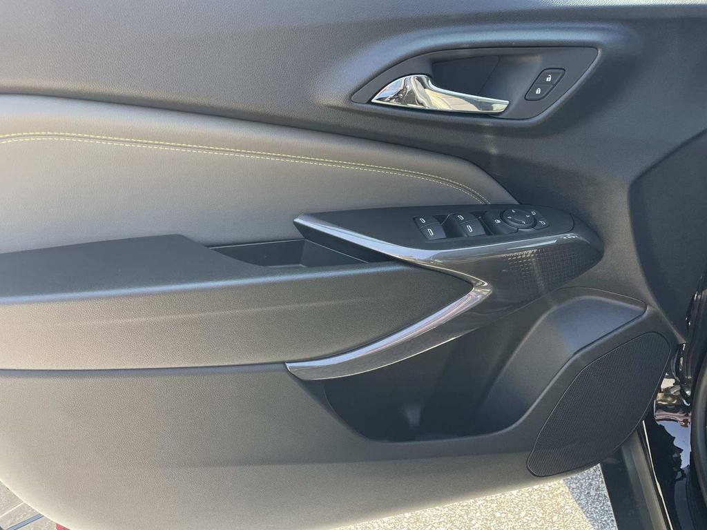 New 2026 Chevrolet Trax ACTIV w/ Sunroof Package FWD image 13