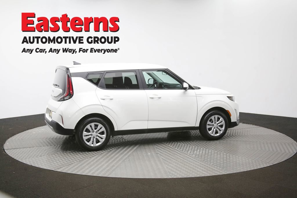 Used 2025 Kia Soul LX FWD image 43