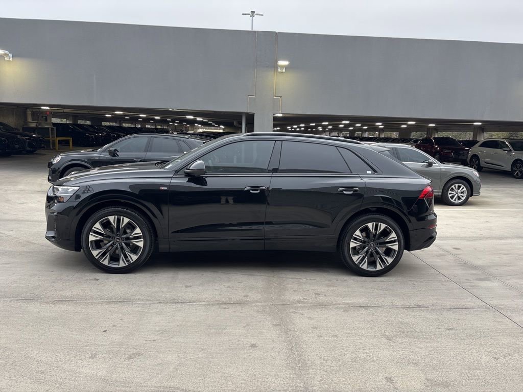 New 2026 Audi Q8 Premium Plus image 9