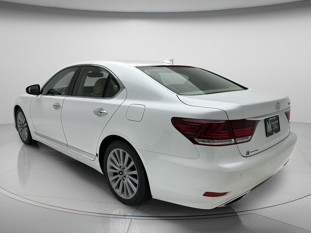 Used 2014 Lexus LS 460 AWD w/ Comfort Package image 6