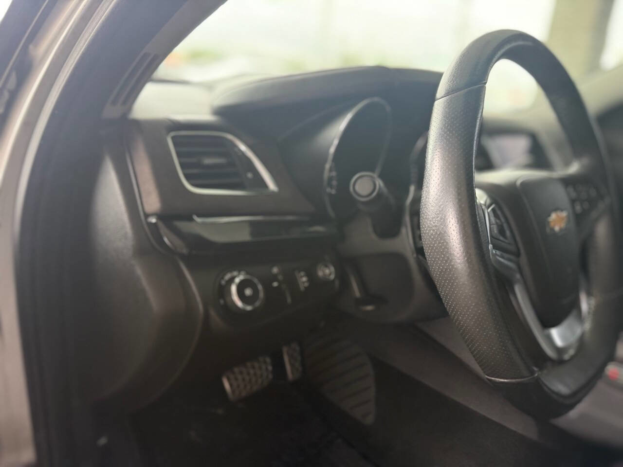 Used 2014 Chevrolet SS RWD image 32