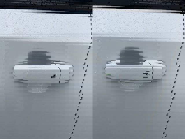 Used 2024 GMC Terrain SLE image 18