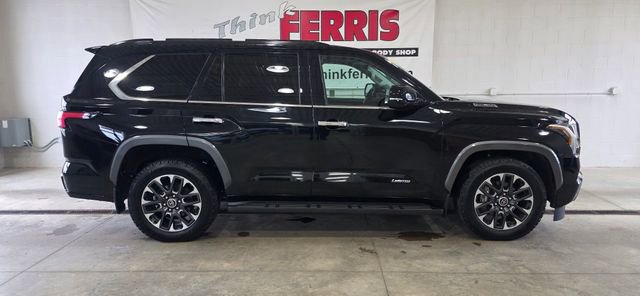 Used 2023 Toyota Sequoia Limited image 36