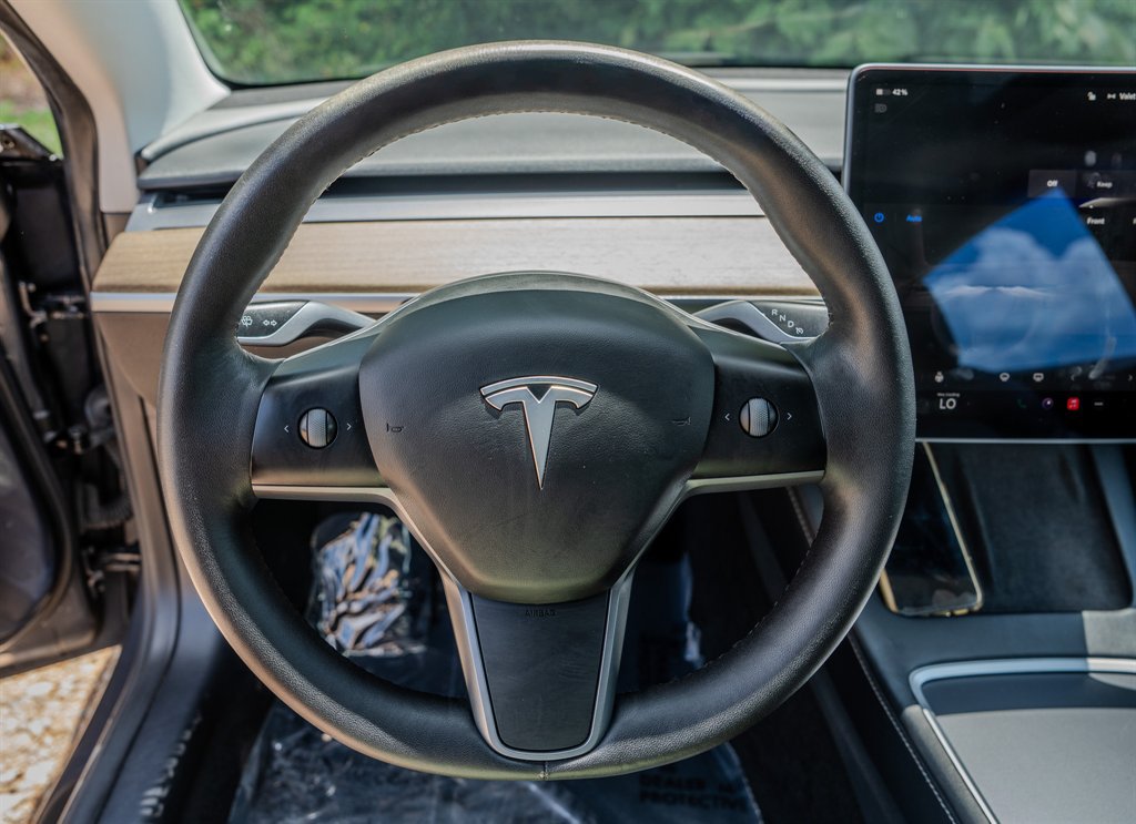 Used 2022 Tesla Model 3 Standard Range RWD image 15