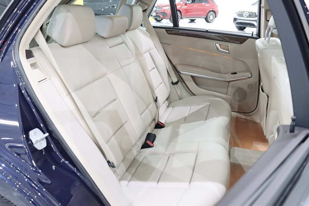 Used 2016 Mercedes-Benz E 350 4MATIC Wagon w/ Premium Package image 27