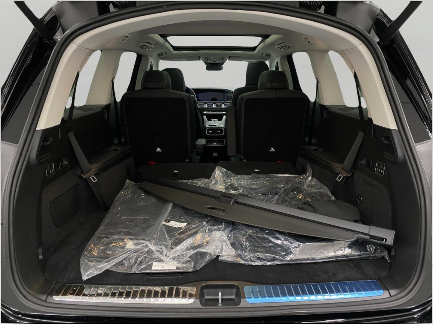 Certified 2025 Mercedes-Benz GLS 450 4MATIC image 6