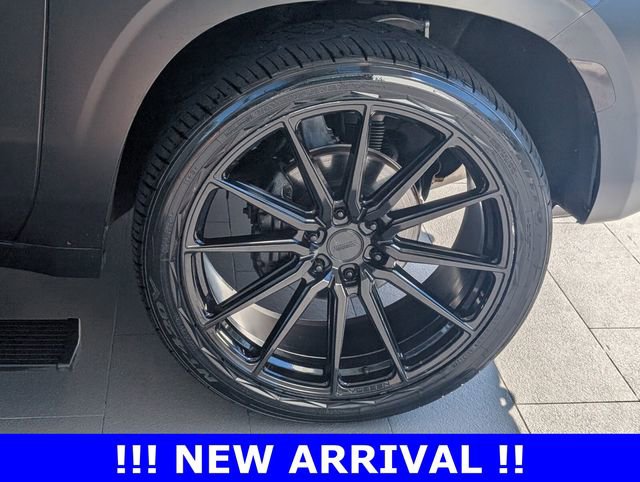 Used 2022 Chevrolet Tahoe Z71 w/ Off-Road Capability Package image 17