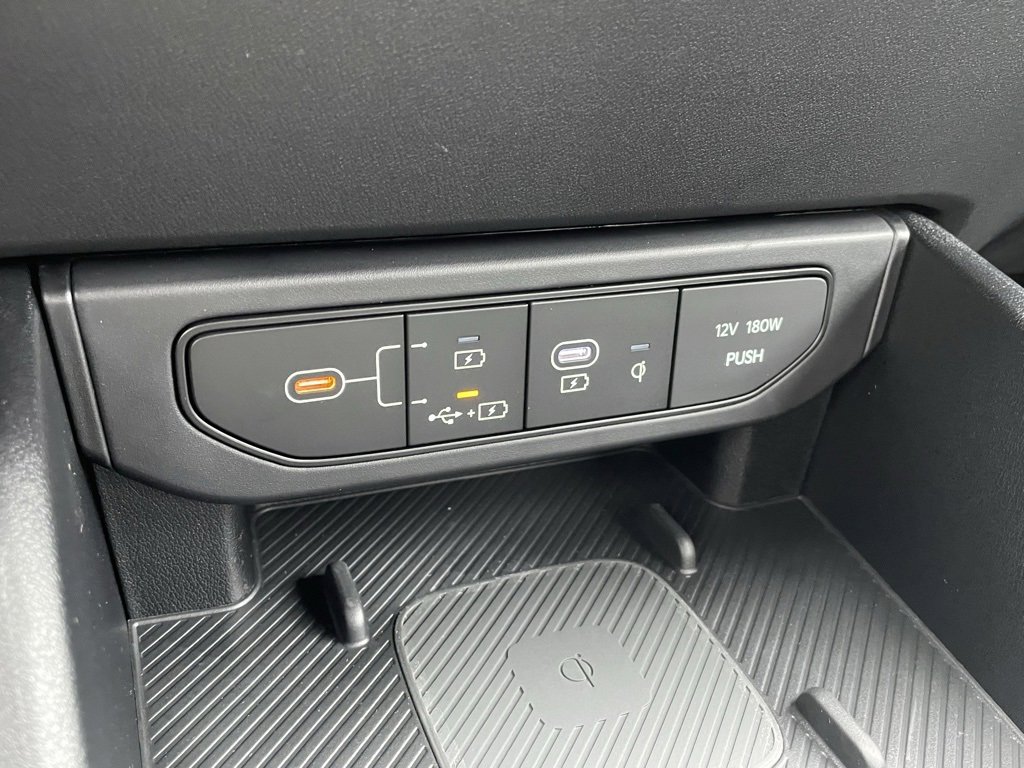 New 2025 Kia K4 GT-Line w/ GT-Line Sunroof Package image 18