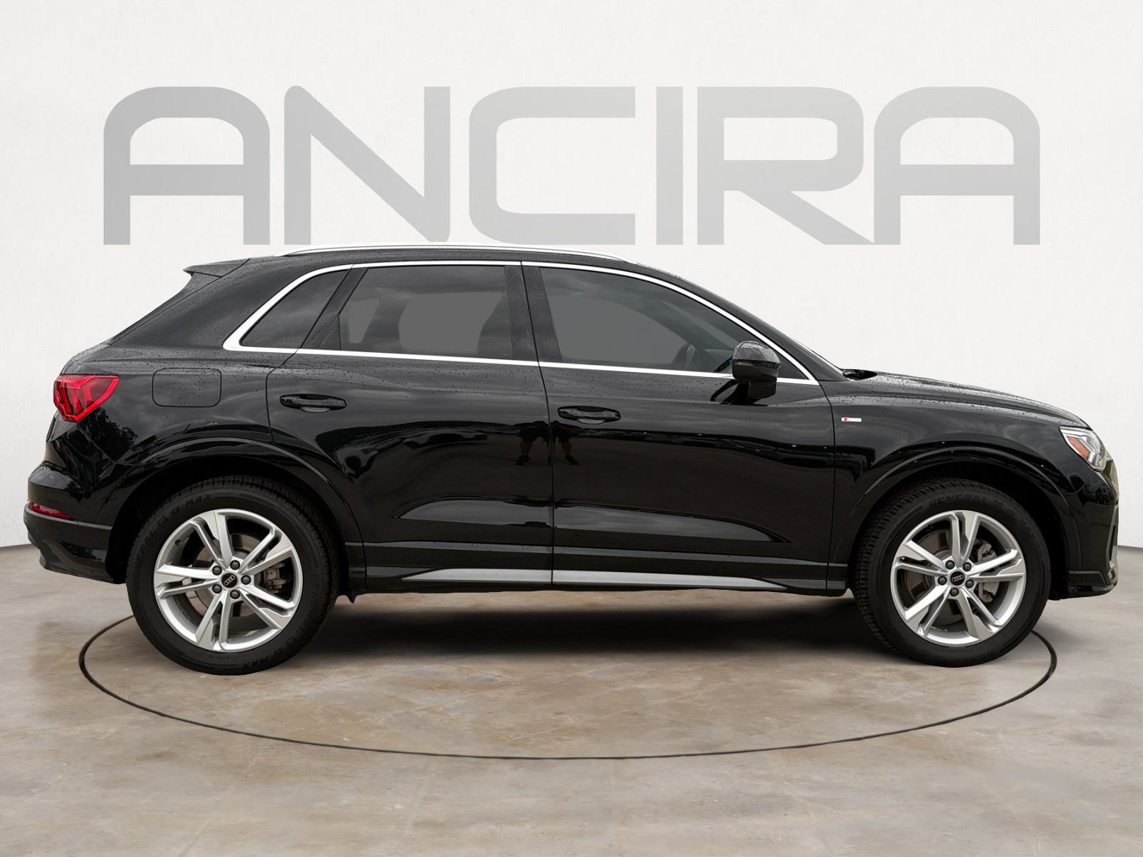 Used 2024 Audi Q3 2.0T Premium Plus w/ Premium Plus Package AWD/4WD image 12