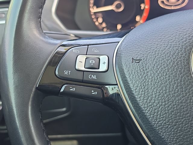 Used 2018 Volkswagen Tiguan SEL Premium AWD/4WD image 21