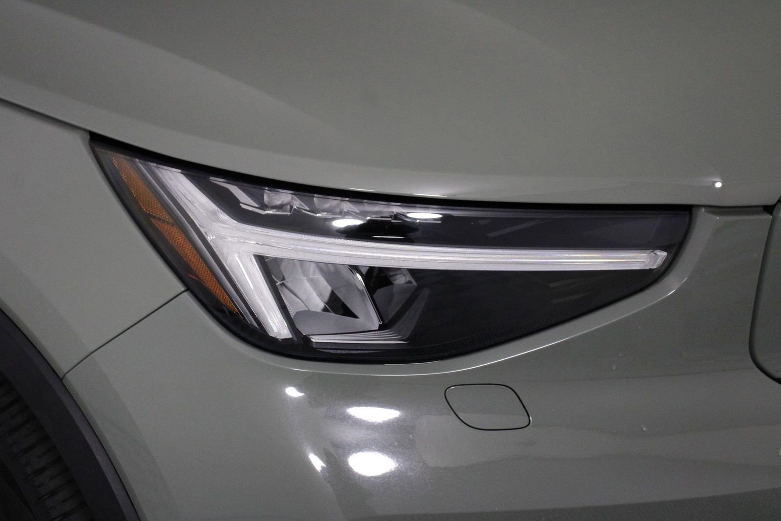 Used 2023 Volvo C40 P8 Recharge Ultimate AWD/4WD image 24