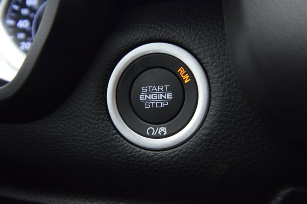 New 2026 RAM 1500 4x4 Crew Cab image 24