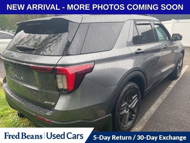 Used 2025 Ford Explorer ST-Line w/ Premium Package AWD/4WD image 7